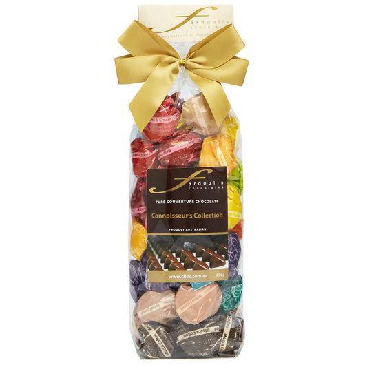 Our Connoisseur's Collection gift bag features assorted ganache and truffle filled epicurean chocolates in pure couverture chocolate. A luxurious gift from Fardoulis Chocolates.